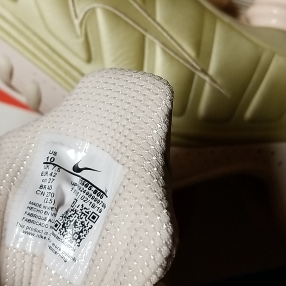 Nike Shox R4 - Picture 7 of 8